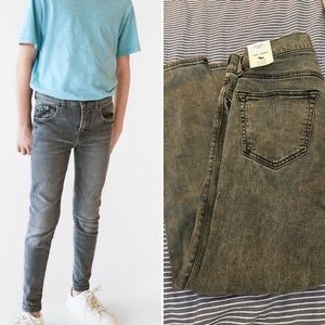 {Abercrombie Kids} Super Skinny Jeans NWT 11/12